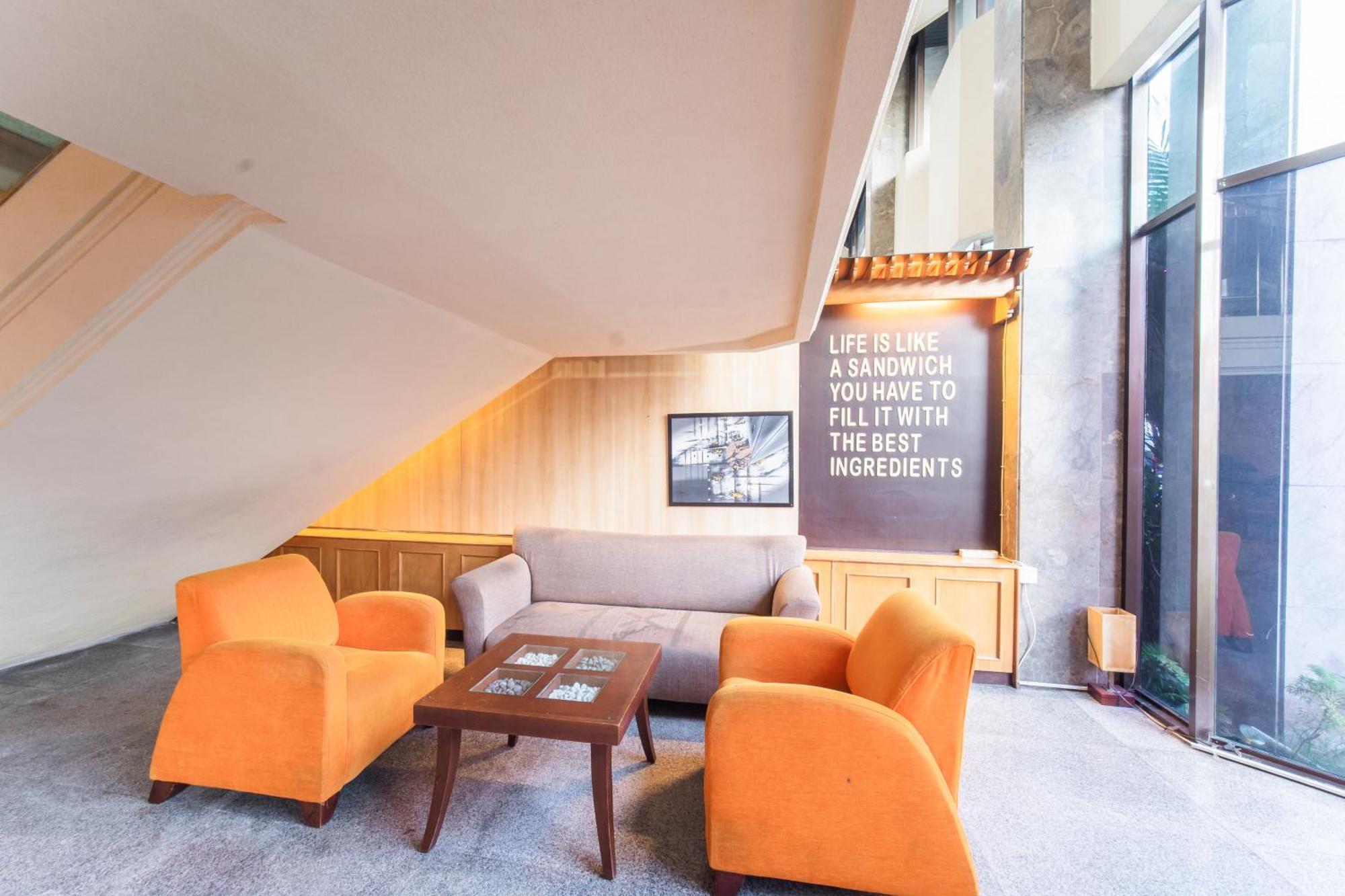 Adika Hotel Bahtera Klandasan Kecil エクステリア 写真